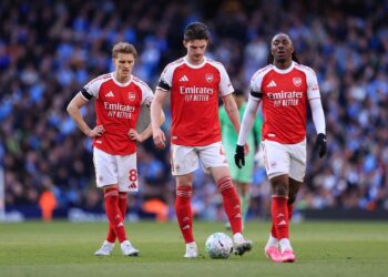 Arsenal Gain Psychological Edge as Title Race Pressure Shifts to Manchester City